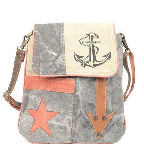 Clea Ray Repurposed Military Tent Canvas Star Anchor and Arrow Shoulder Bag - Picture 3 of 9